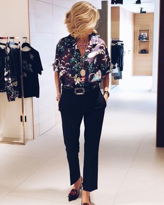 С чем носить бежевые украшения