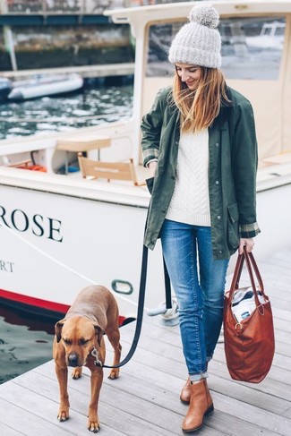 С чем носить бежевые кожаные ботильоны