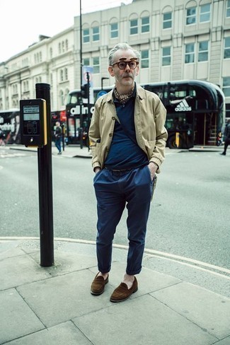 С чем носить бежевый кожаный ремень мужчине