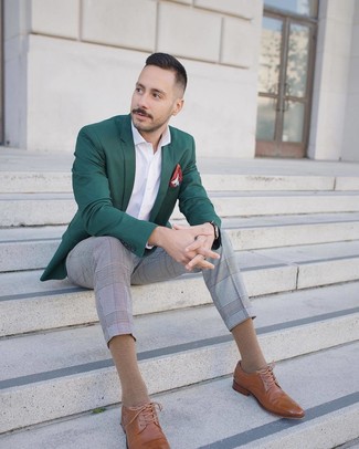 С чем носить бежевые кожаные броги