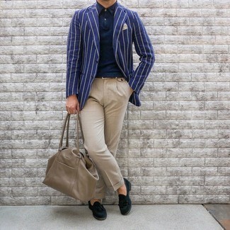 С чем носить бежевую кожаную большую сумку мужчине