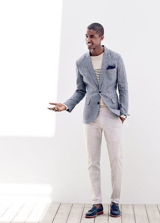 С чем носить бежевые льняные классические брюки мужчине