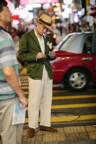 С чем носить бежевые льняные брюки мужчине