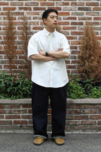 С чем носить бежевые лоферы мужчине