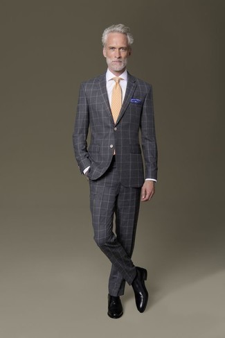 С чем носить бежевый галстук в горошек мужчине