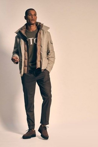 Какие туфли дерби носить с бежевой курткой-пуховиком