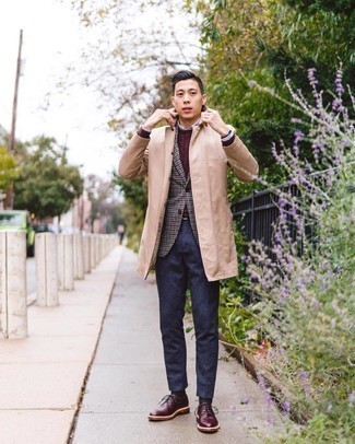 Какие пиджаки носить с бежевым дождевиком мужчине