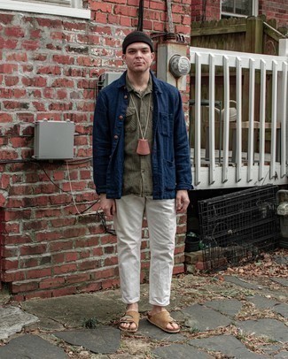 С чем носить бежевые сандалии мужчине