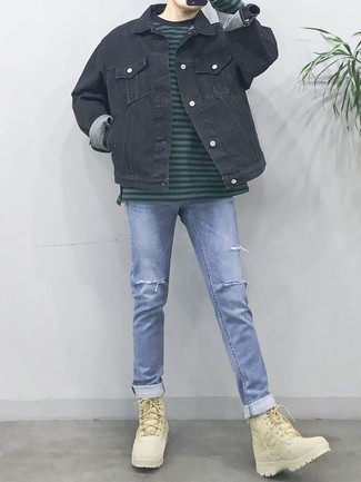 С чем носить бежевые замшевые рабочие ботинки мужчине