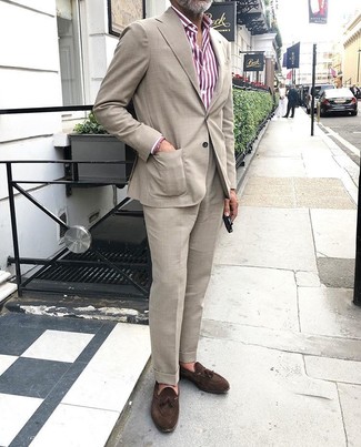 Какие лоферы носить с бежевым костюмом