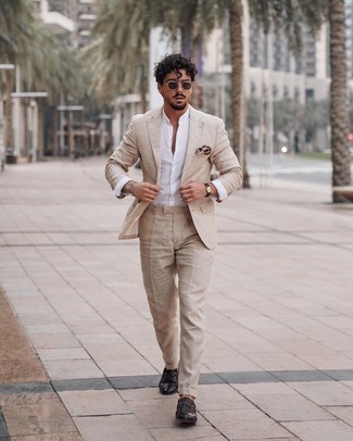 Какие рубашки с длинным рукавом носить с бежевым костюмом