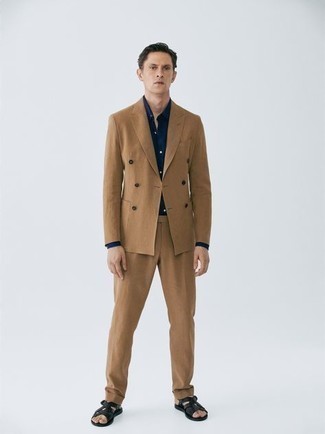 Какие сандалии носить с бежевым костюмом