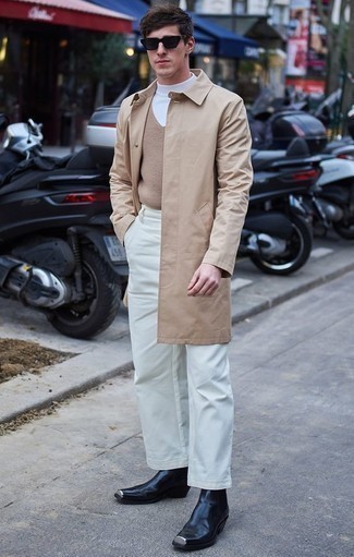 Какие водолазки носить с бежевым трикотажным жилетом мужчине