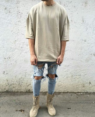 Какие высокие кеды носить с бежевым свитшотем мужчине