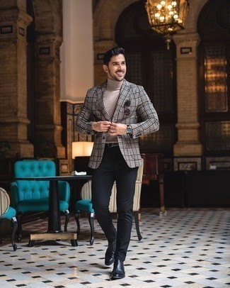 Какие пиджаки носить с бежевой водолазкой мужчине