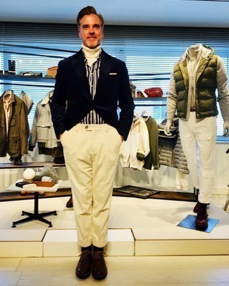 Какие туфли дерби носить с бежевой водолазкой