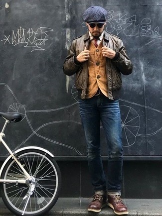 Какие бомберы носить с бежевым жилетом