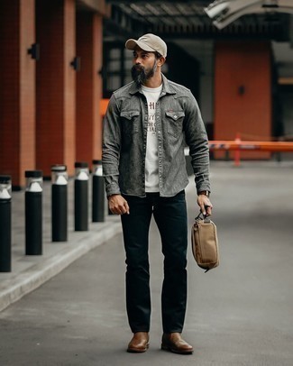 С чем носить бежевый мужской клатч мужчине