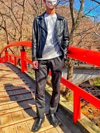 Как носить косуху с лоферами мужчине