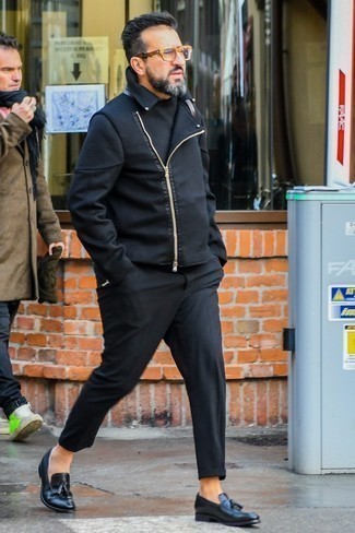 Как носить косуху с лоферами с кисточками