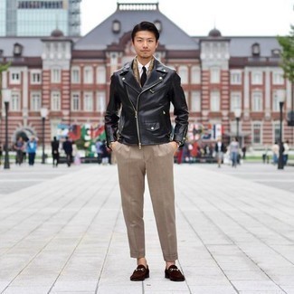 Как носить косуху с лоферами с кисточками