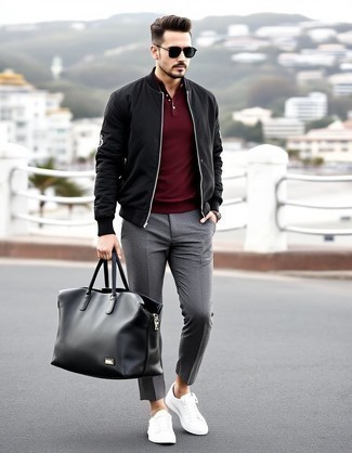 С чем носить черно-золотой бомбер мужчине