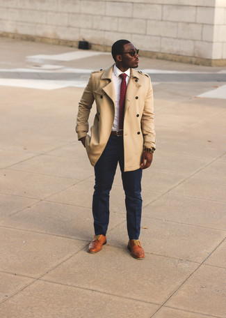 С чем носить черно-золотые кожаные часы мужчине