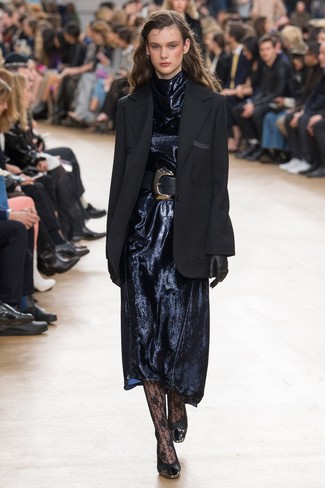 Какие пиджаки носить с черно-золотыми туфлями