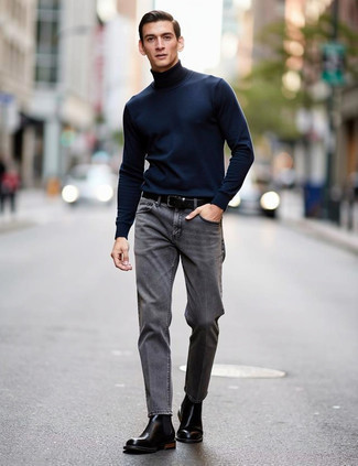 С чем носить черно-серебряный ремень мужчине