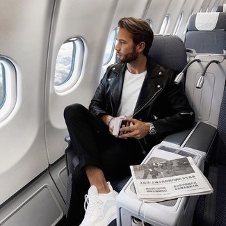 Какие кроссовки носить с черно-белой косухой мужчине