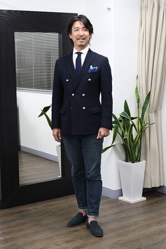 Какие лоферы носить с черно-белым пиджаком мужчине