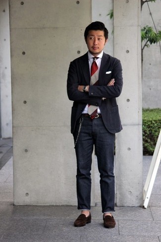 Какие лоферы носить с черно-белым пиджаком мужчине