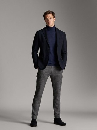 Какие водолазки носить с черно-белым пиджаком мужчине