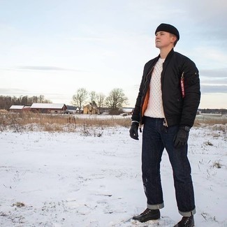 С чем носить черно-белый бомбер мужчине