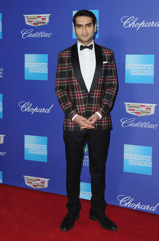 С чем носить черно-белый галстук-бабочку мужчине