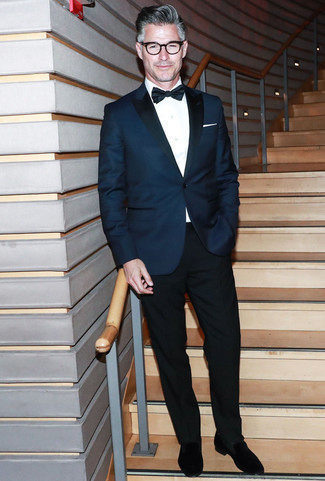 С чем носить черно-белый галстук-бабочку мужчине