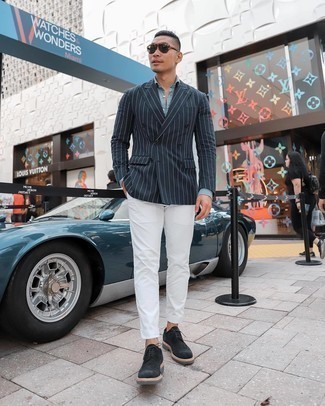 Какие брюки чинос носить с черно-белыми брогами