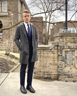 Какие длинные пальто носить с черно-белыми брогами