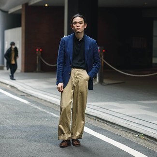 С чем носить черно-белый ремень из плотной ткани мужчине