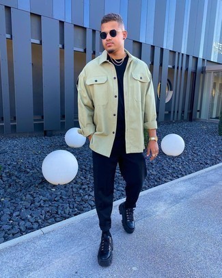 С чем носить черно-белые массивные туфли дерби