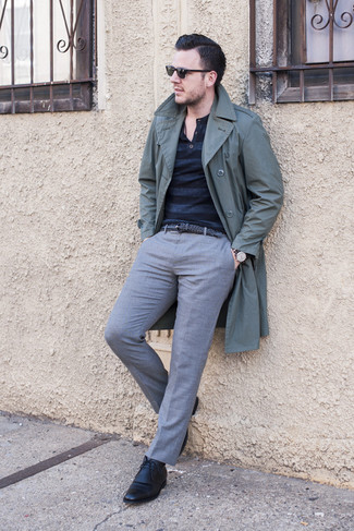 С чем носить черно-белые классические ботинки мужчине