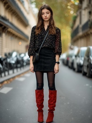 С чем носить черно-белую кожаную сумку женщине