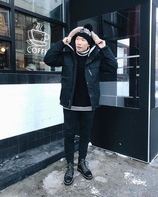 С чем носить черно-белые кожаные рабочие ботинки мужчине