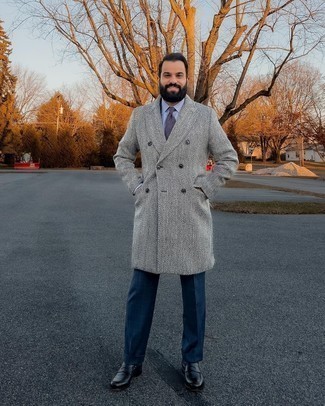 Какие длинные пальто носить с черно-белыми лоферами