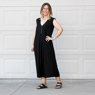 С чем носить черно-белое платье-макси