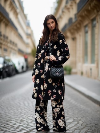 С чем носить черно-белые брюки женщине