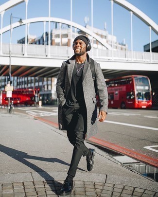 С чем носить черно-белые носки в горошек мужчине