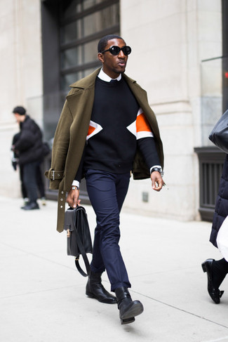 С чем носить черно-белый свитшот с принтом мужчине