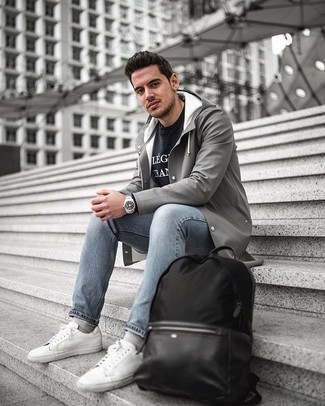 С чем носить черно-белый свитшот с принтом мужчине