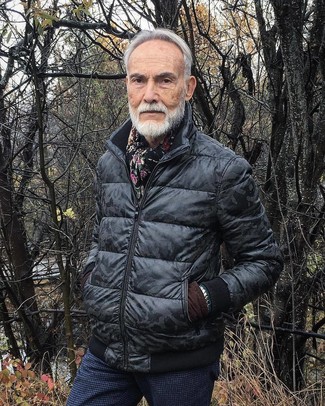 С чем носить черно-белый шарф мужчине